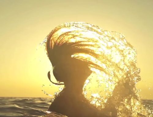 Estate e capelli: danni causati da sole, vento, acqua salata e clorata